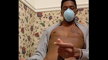 Preview 4 of Il Prete Sex Sa Femme Il Regard - Quarantine&amp_Chill - 2 cumshots w/toy