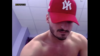 Preview 4 of Japanese Ol In Massage Therapy - Sexy Latino Jerking Off His Big Cock