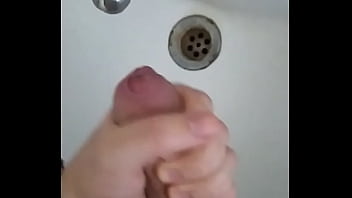 Preview 1 of Riyal Uncul Sex - Paja en el lavamanos