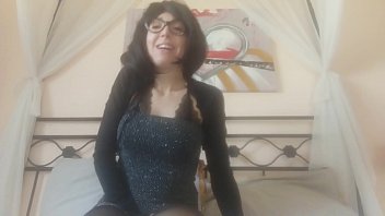 Preview 1 of Shakeela Xnxx - your girlfriend has something to ask you ...