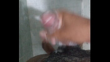 Preview 3 of Mom Hindjob - Jalandomela en el ba&ntilde_o