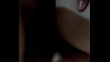 Preview 1 of Emotional Fuck A Beaty - Julia casada sendo fudida na cama do corno