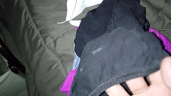 Preview 3 of Russian Abg Xxx Full - Smelling sister in law&#039_s panties