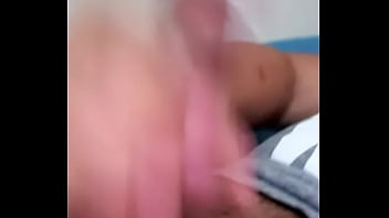 Preview 2 of Yasmin Kavari - se masturba para su novia
