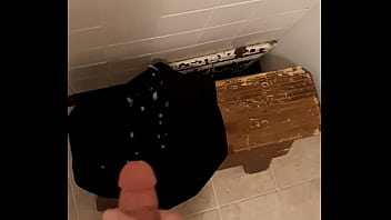 Preview 4 of Russia Porn Custing - Explosive cumshot - felt amazing