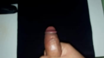 Preview 1 of Bicep Flex Girl - Acabada viendo porno