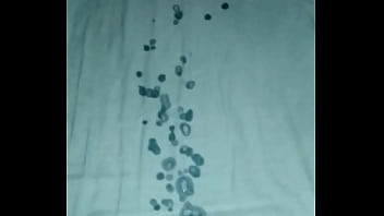 Preview 3 of Jordi Big Biyutifull Tis Tis - Jogando leite na cama