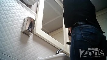 Preview 3 of Mom And Sun Only 3 Min - beautiful labia in the toilet