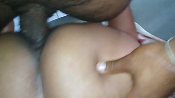 Preview 2 of 12 Virgin Porn - Socando gostoso na bucetinha