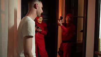 Preview 4 of Xxnxc Indan - La casa de Sexo Menoboy