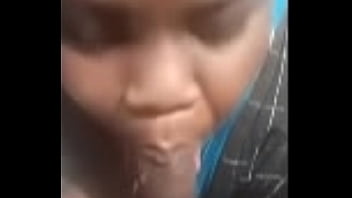 Preview 2 of Girl Moc Cua - Why she gotta suck dick so great!!! OMG