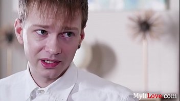 Preview 1 of Silip Mom Sex - Mom Fucks My Tutor As Fees- Kennedy Kressler