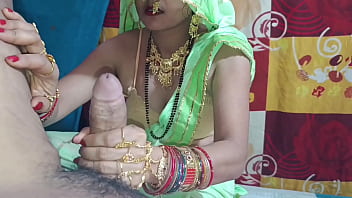 Preview 1 of Hd Xxx Porn Big Video Online - बोली सील टूट जायेगी दीदी की पहली चुदाई हिंदी में अश्लील