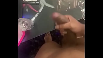Preview 2 of Solo 12 Hd Girl - Jhennyfer D&#039_Castro gozando sozinha na quarentena