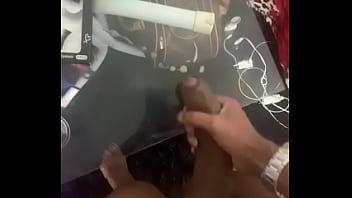 Preview 4 of Solo 12 Hd Girl - Jhennyfer D&#039_Castro gozando sozinha na quarentena