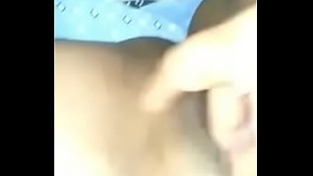 Preview 3 of Bangla X Bangla Xvideo - Mam&aacute_ de amiga se calienta y se toca c&oacute_mo se masturba