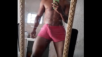 Preview 1 of Bangla Movixxx - Neg&atilde_o com tes&atilde_o na quarentena e bati uma pensando na esposa