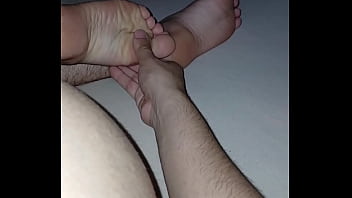 Preview 1 of Hoy Guy - Anna Julia quer,  e voc&ecirc_s sabem o que ela quer