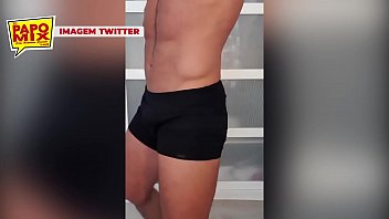 Preview 1 of Boy Cc Boy - #TBTPapoMix - Andy Star lembra o inicio da carreira nos filmes porn&ocirc_s - Exibido em 2016 - Parte 2 - Twitter: @TVPapoMix