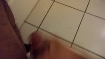 Preview 2 of Xxxx Slep Mom - A mano rico