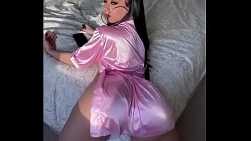 Preview 4 of 18 Grill - twerking ins