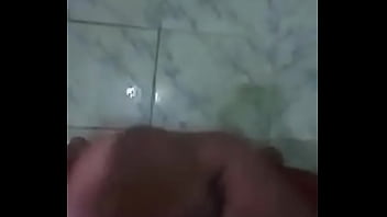 Preview 4 of New Brazzers Porn 2018 - Jogando leite fora