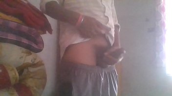 Preview 2 of Sate Babes - मुझे एक कवारी चूत चहाता हूँ।