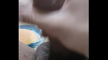 Preview 2 of Teen Sex Rubjob - Aqui solo en la cuarentena,  alguna chica que quiera acompa&ntilde_arme?