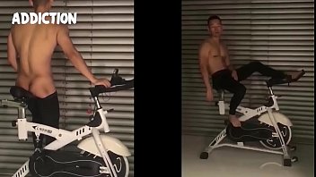 Preview 2 of Sunny Poorn - ASIA nude model JERKING OFF
