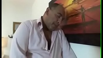 Preview 4 of Sanilionxxvideo - Roberto Malone - compartilhando a garota (v&iacute_deo 50)