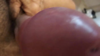 Preview 3 of Pussy Skiny - Pija madura  para dartela muy dura