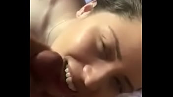 Preview 2 of Soy Casado - Sexo oral com leite na cara