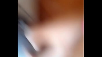 Preview 1 of New Xxxyyy - Novinha mostrando a bunda
