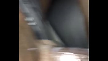 Preview 1 of Baut Idul - Grosse salope black enceinte se faire d&eacute_foncer la chatte en voiture