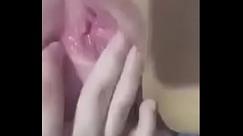 Preview 4 of Gay Japan Sex - Gostosa batendo siririca