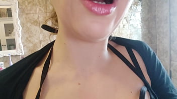 Preview 1 of Hose Sister - your duty is to pay the mistress,  you know?