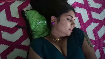 Preview 1 of Findfucking Teen - Nighty Mein Bhabhi &ndash_ Dheere Dheere Sirakti Kapdon Se Nikli Jawaani!