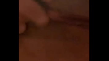 Preview 2 of Turkcealtyaz - Xoxota Bucetinha rosinha recebendo aquele carinho gostoso!!! Barulho da buceta molhada