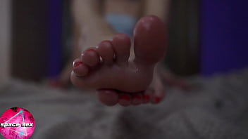 Preview 2 of Suddenly Cum In Pussy - Skinny Teen Oil Massage Feet - Foot Fetish