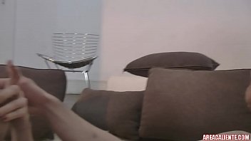 Preview 4 of Water In Pussy - Entrevista y despues Juanita mama y chupa rico.(Video completo en Xvideos Red)