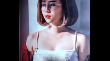 Preview 2 of Litter Sister Caught - Bắn tinh v&agrave_o mồm Misthy