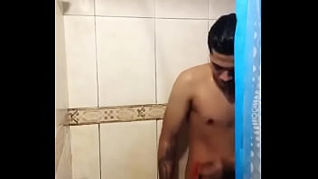 Preview 1 of Korean Online Dating Sites - En la ducha 3