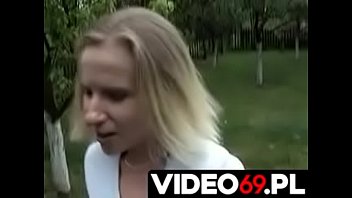 Preview 1 of Pinni Son Telugu Sex - Polskie porno - Mamuśka robiąc mi loda za kasę wciąż zapewniała że nie jest z &quot_takich&quot_