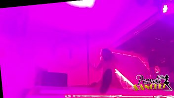 Preview 3 of Drtytttii - (Pamela S&aacute_nchez) Fantas&iacute_a porno en directo sexo en p&uacute_blico Mafiosos