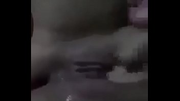 Preview 2 of Wwwxxx Bf Video Hd - Esta chica me manda un video tocando su co&ntilde_o