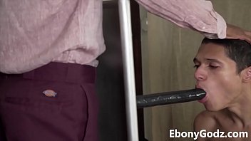 Preview 2 of No Peles Mom - Ebony Master&#039_s Play Mate