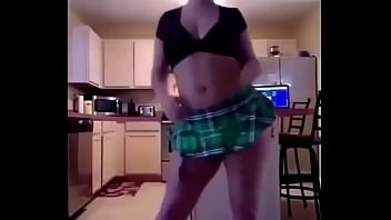 Preview 4 of Xxxxxsexy Mom Vidio - pawg twerking in green and black