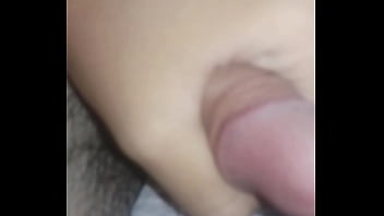 Preview 1 of Tens Unit Orgasm - batendo uma