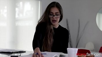 Preview 1 of Mahykalifa - Nerd STEPSIS Takes Advantage Of Virgin Brother- Sofie Reyez