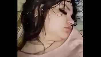 Preview 1 of Advance Family - عراقيين يصورون بنت اجنبية سكرانة